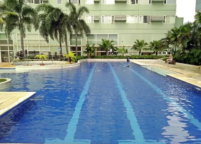 Citispace 1br Condotel At Ridgewood Towers Near Bgc Airport #rw01a
